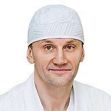 Врач Бадаев Виктор Иванович
