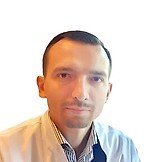 Врач Чернявский Олег Викторович