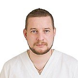 Врач Сенаторов Владимир Алексеевич