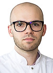 Врач Зелюкин Максим Михайлович
