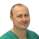 Врач Жуков Денис Владимирович
