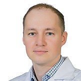 Врач Зиновьев Виктор Викторович